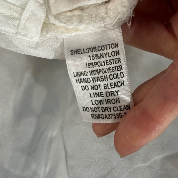 Monteau Lace Overlay Shorts - Creamy White M - Picture 7 of 7